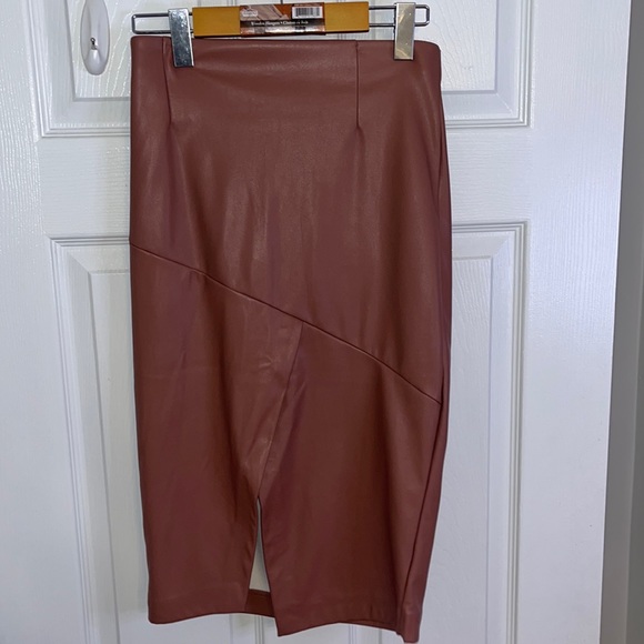 Women’s polyester pencil skirt - Picture 1 of 2